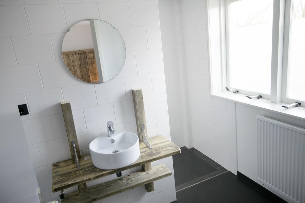 B&B De Wadvaarder Midsland Rum bild