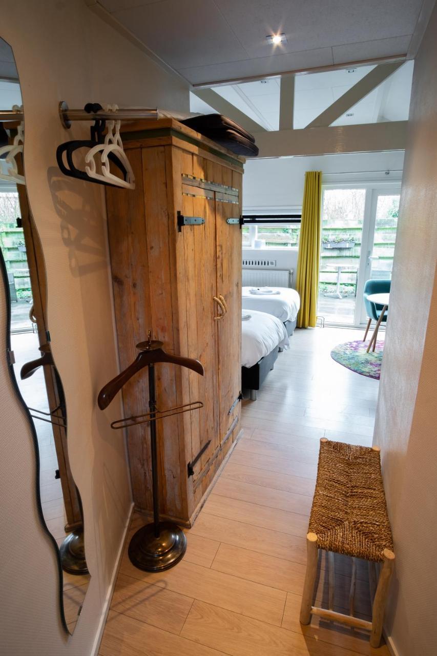 B&B De Wadvaarder Midsland Exteriör bild