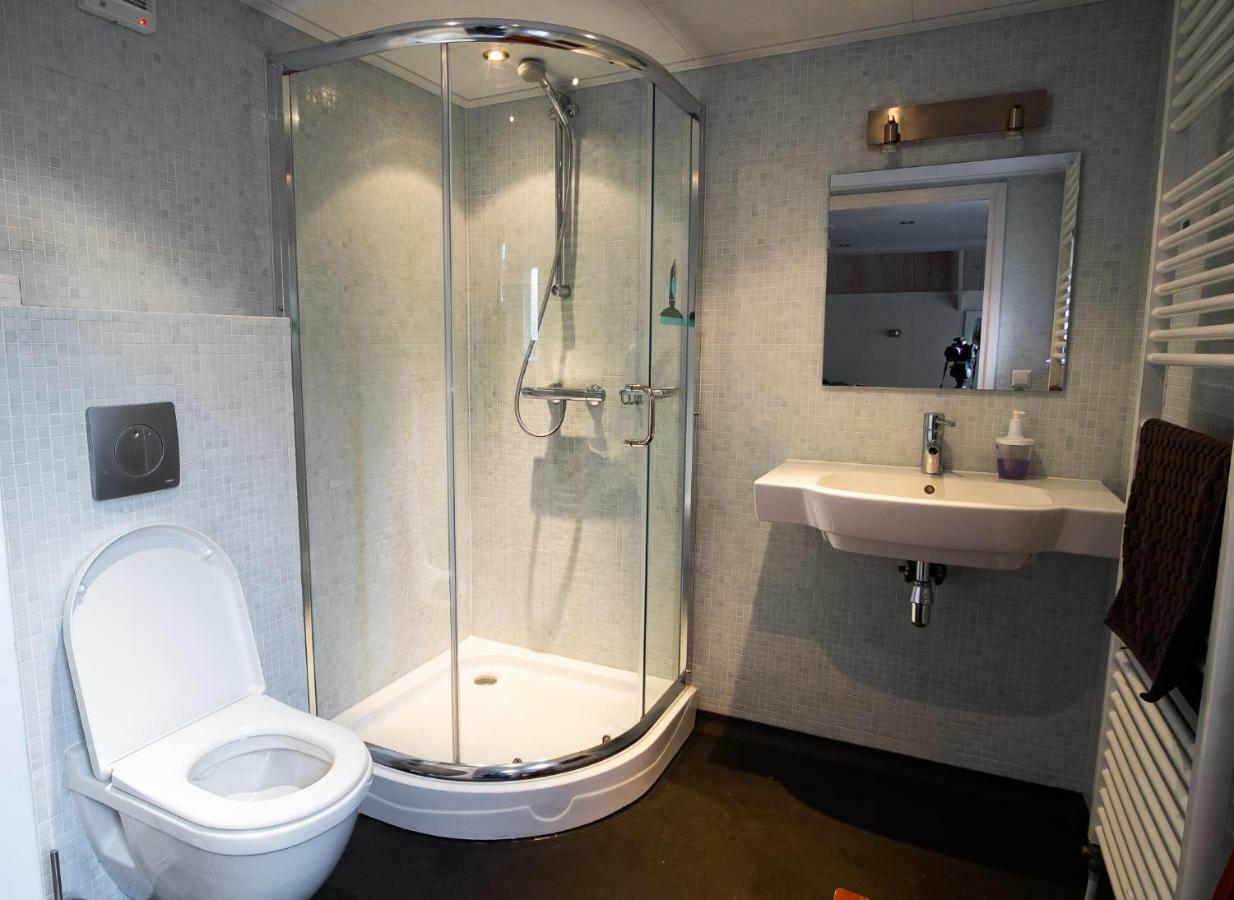B&B De Wadvaarder Midsland Exteriör bild